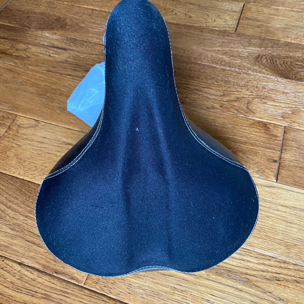 BIKE SEAT super comfy